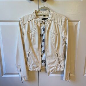 guess white/cream faux leather jacket